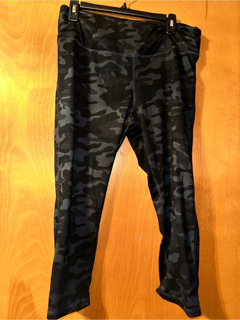 Danskin High-Rise Capri Camo Leggings